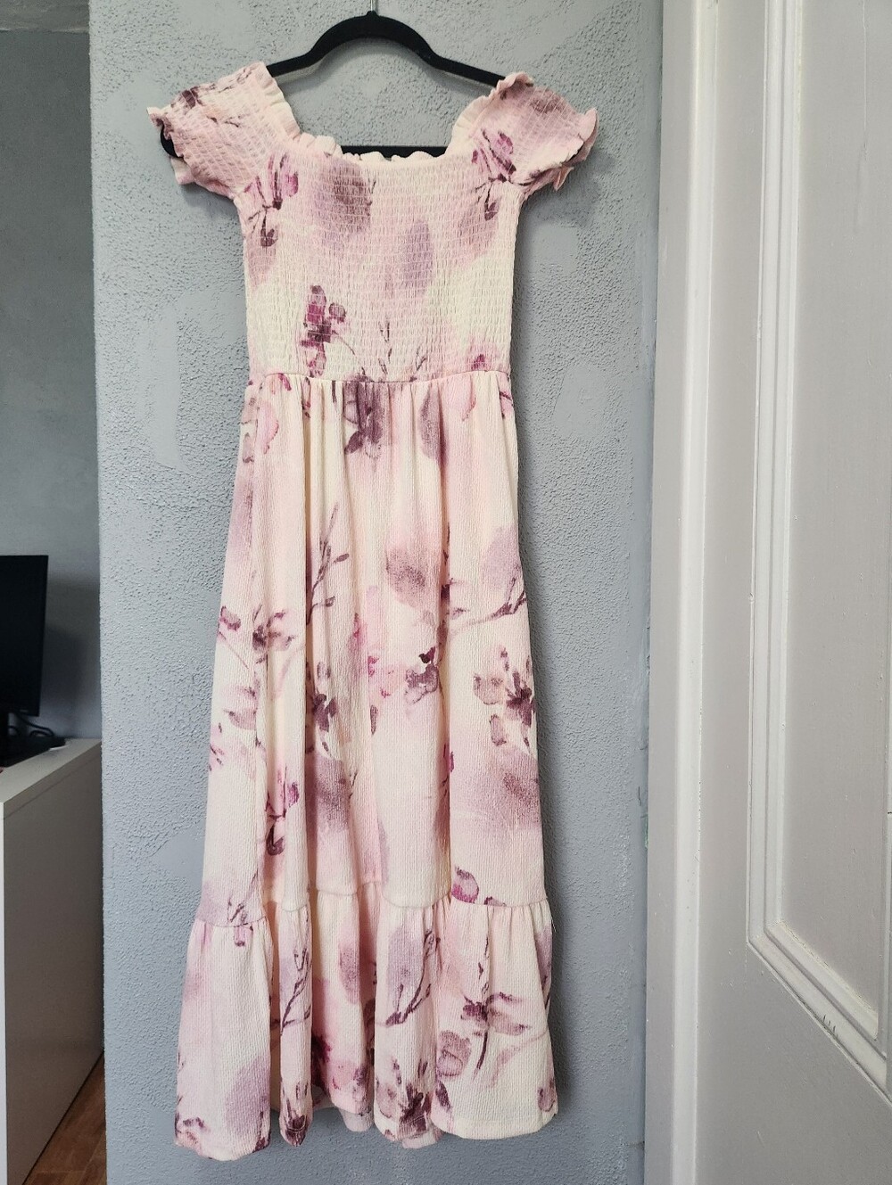 NWOT Ardene Light Pink Smocked Off Shoulder Midi Dress - Size Small